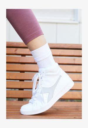 nike herbstschuhe damen|Nike Sportswear Herbstschuhe für die goldene Jahreszeit .